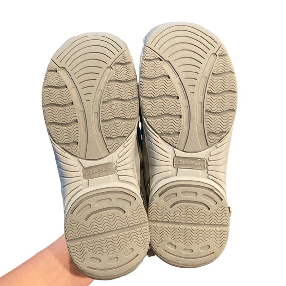 Eddie Bauer Woman’s Sandal/Shoes - Picture 4 of 8